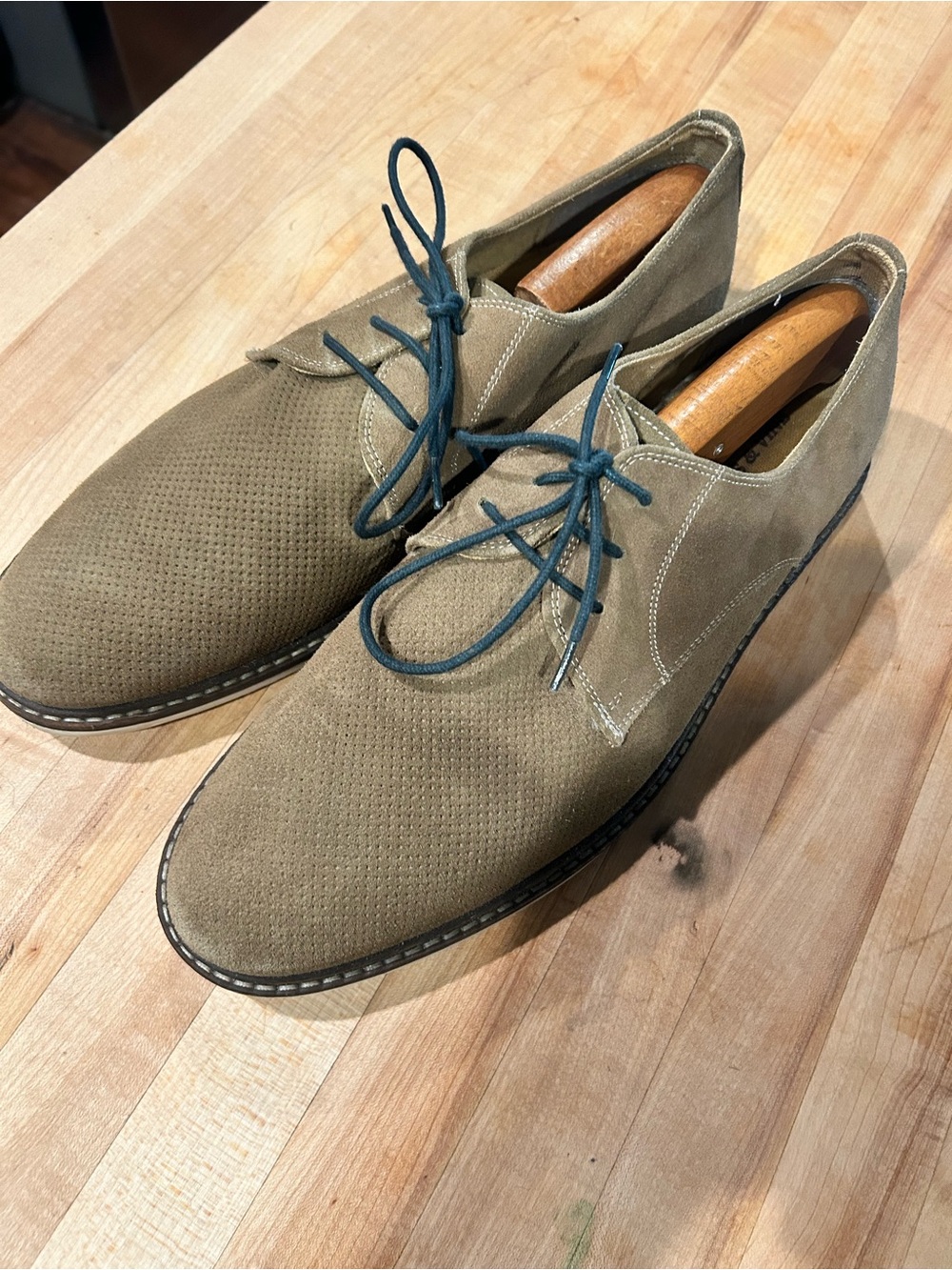 Men's Tan Suede Derby’s with Contrast Navy Laces